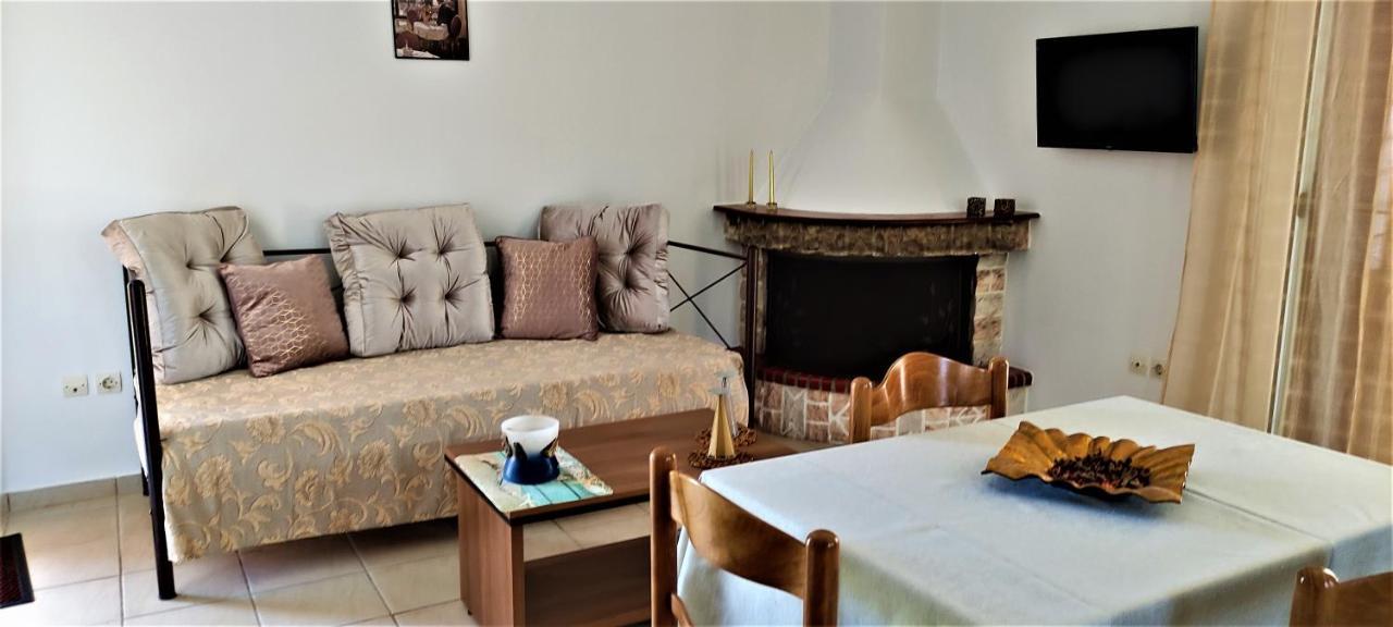 Epidaurus Fani'S Apartments 1 מראה חיצוני תמונה